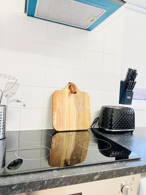 New Fully Furnished Cosy Home Balderton Esterno foto